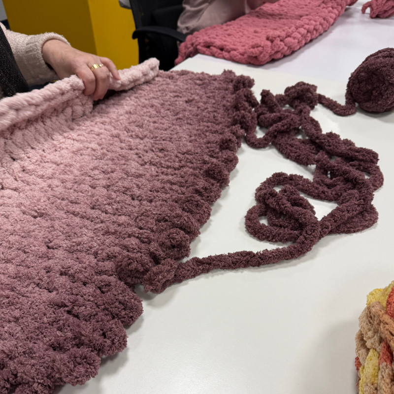 Włóczka chenille OMBRE kolor nr 751 - 600g - produkt wyplatamy.pl 2