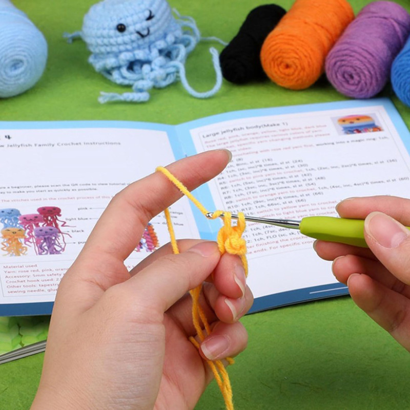 Zestaw do szydełkowania DIY – Kolorowe Meduzy - Produkt wyplatamy.pl 5